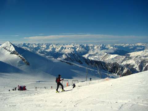 Hintertux Hiker + Tbars_sm