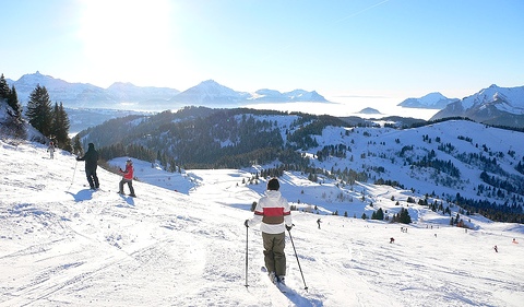 Is skiing a good family holiday ?